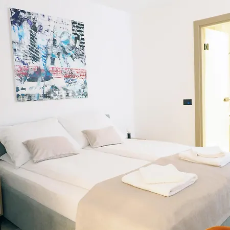 Old Town Akademis Gariste 3*