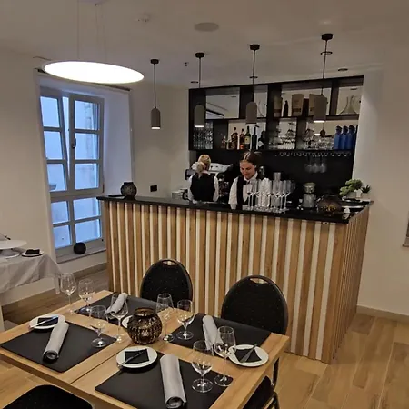 Old Town Akademis Gariste Nocleg ze śniadaniem